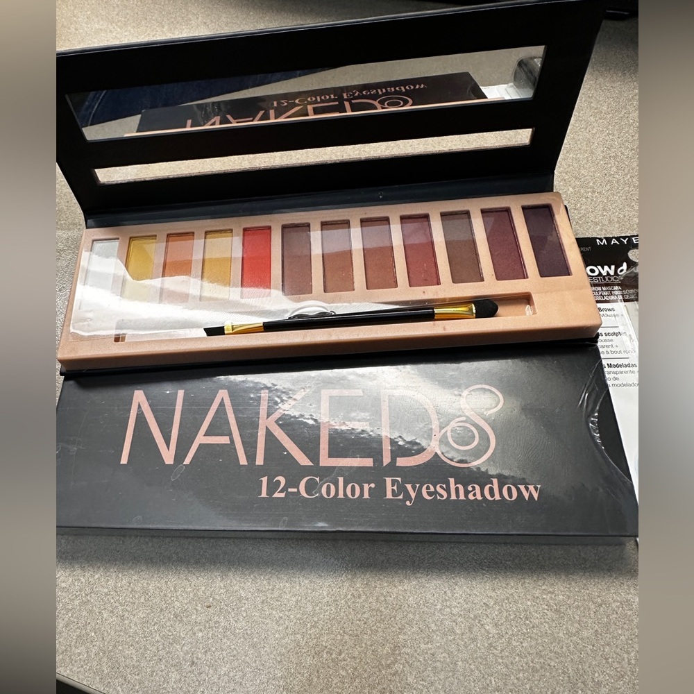 Naked eyeshadow palette